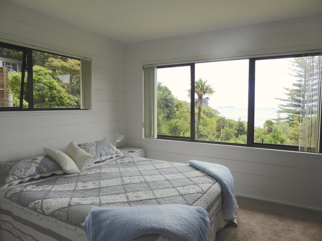17 On Tiri View Palm Beach Exterior photo