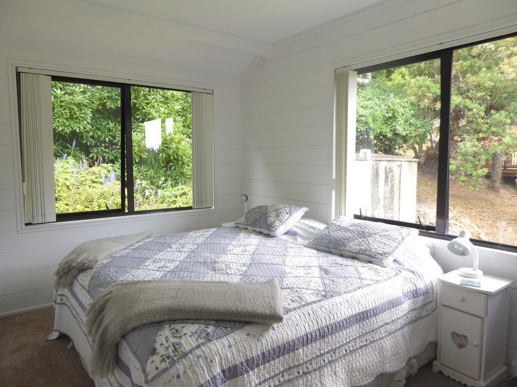 17 On Tiri View Palm Beach Exterior photo