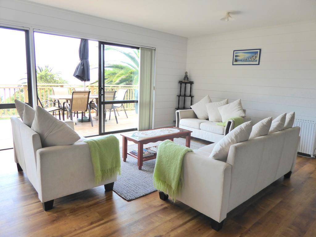 17 On Tiri View Palm Beach Exterior photo